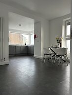 Bella Vista Hotel & Self Catering Suites