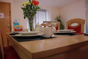 Bella Vista Hotel & Self Catering Suites