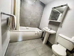 Bella Vista Hotel & Self Catering Suites