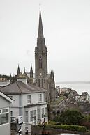 Bella Vista Hotel & Self Catering Suites