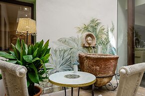 Hotel  YIT La Casona del Arco