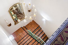 Hotel  YIT La Casona del Arco