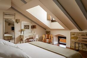 Hotel  YIT La Casona del Arco