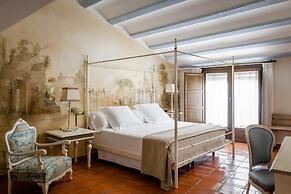 Hotel  YIT La Casona del Arco