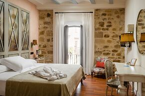 Hotel  YIT La Casona del Arco