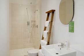 Chartfield Guesthouse