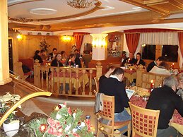 Hotel Adriana