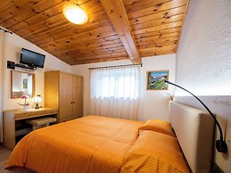 Hotel Adriana