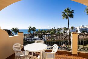 Ramada Hotel & Suites by Wyndham Costa del Sol