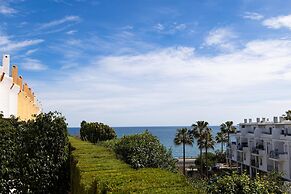Ramada Hotel & Suites by Wyndham Costa del Sol