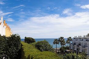 Ramada Hotel & Suites by Wyndham Costa del Sol