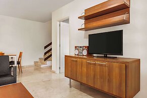 Ramada Hotel & Suites by Wyndham Costa del Sol