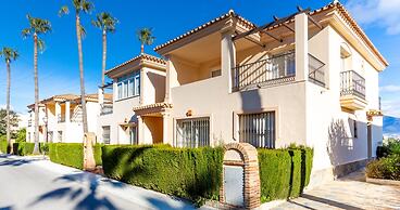 Ramada Hotel & Suites by Wyndham Costa del Sol