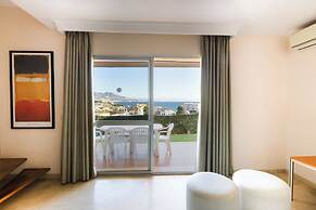 Ramada Hotel & Suites by Wyndham Costa del Sol