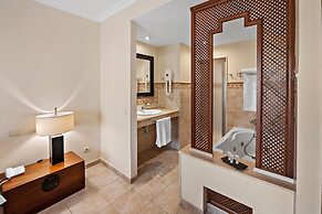 Ramada Hotel & Suites by Wyndham Costa del Sol