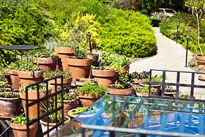 Echo Residence All Suite Hotel