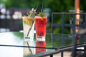 Echo Residence All Suite Hotel