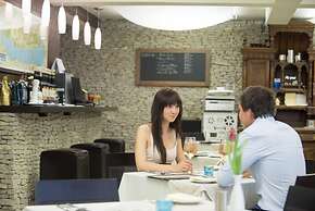 Echo Residence All Suite Hotel