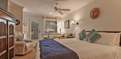 The Caribbean Court Boutique Hotel