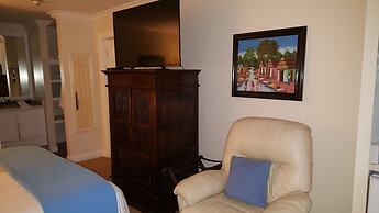 The Caribbean Court Boutique Hotel