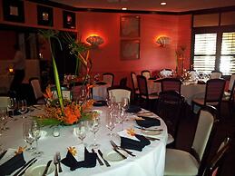 The Caribbean Court Boutique Hotel