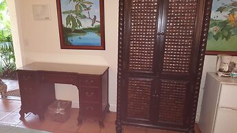 The Caribbean Court Boutique Hotel