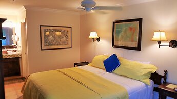 The Caribbean Court Boutique Hotel