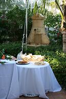 The Caribbean Court Boutique Hotel