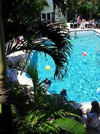 The Caribbean Court Boutique Hotel