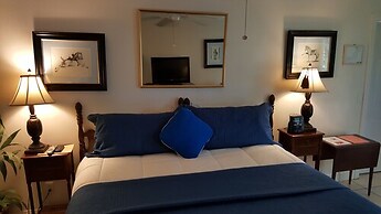 The Caribbean Court Boutique Hotel