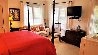 The Caribbean Court Boutique Hotel