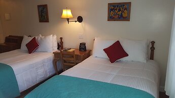 The Caribbean Court Boutique Hotel