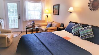 The Caribbean Court Boutique Hotel