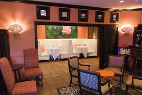 The Caribbean Court Boutique Hotel