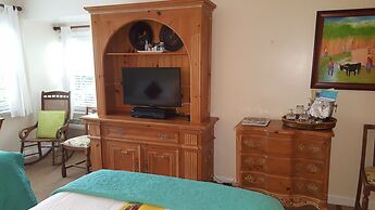 The Caribbean Court Boutique Hotel