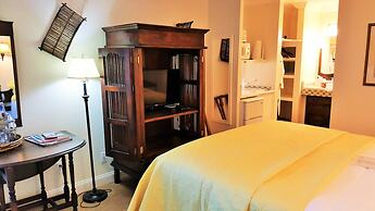 The Caribbean Court Boutique Hotel