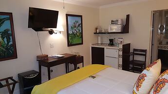 The Caribbean Court Boutique Hotel