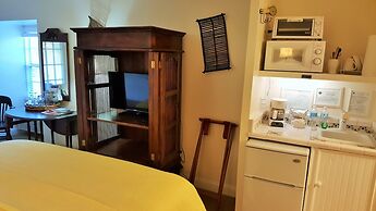 The Caribbean Court Boutique Hotel