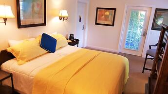 The Caribbean Court Boutique Hotel