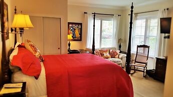 The Caribbean Court Boutique Hotel