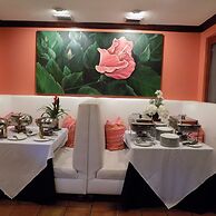 The Caribbean Court Boutique Hotel