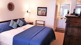 The Caribbean Court Boutique Hotel