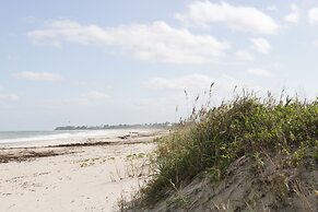 The Caribbean Court Boutique Hotel