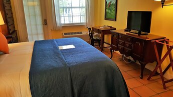 The Caribbean Court Boutique Hotel