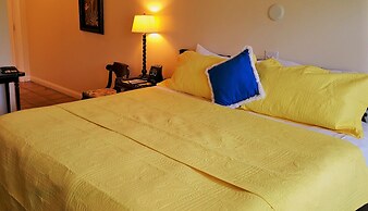 The Caribbean Court Boutique Hotel