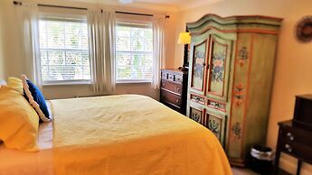 The Caribbean Court Boutique Hotel