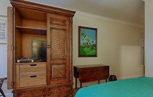 The Caribbean Court Boutique Hotel