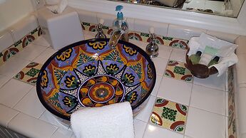 The Caribbean Court Boutique Hotel