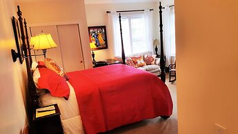 The Caribbean Court Boutique Hotel