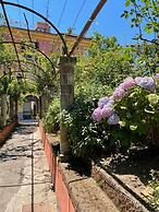 The Secret Garden Relais